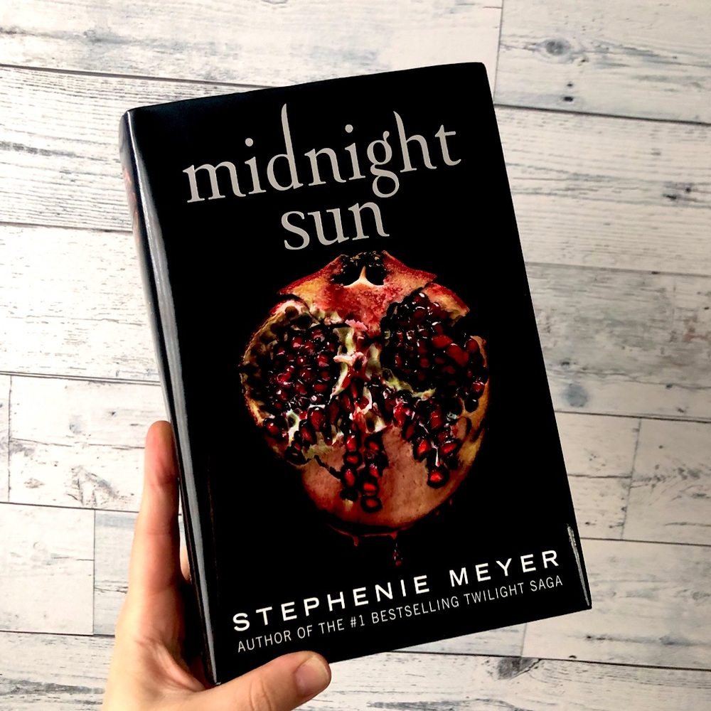 Midnight Sun by Stephanie Meyer